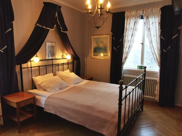 Ulfshyttans Herrgard, Naera Romme Alpin Hotel